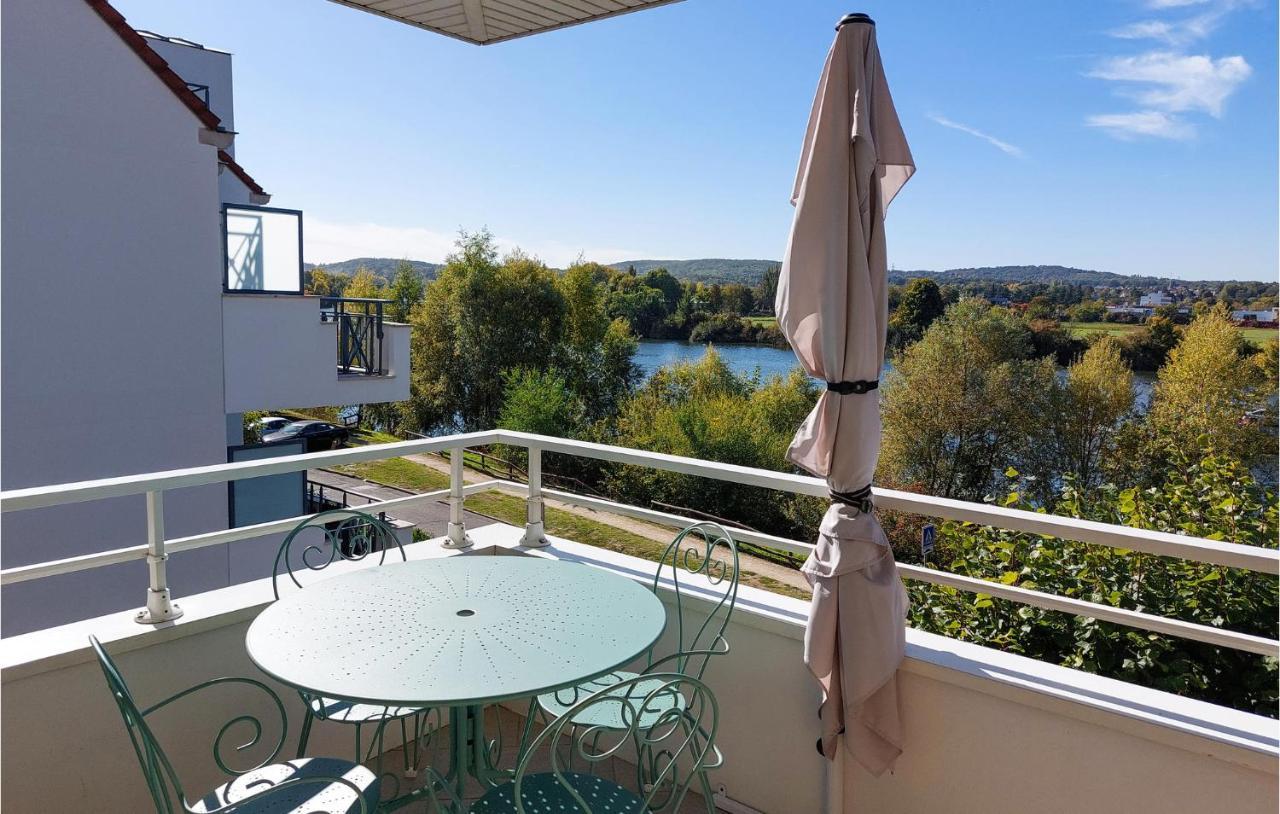 Awesome Apartment In Triel-Sur-Seine With Kitchen Zewnętrze zdjęcie